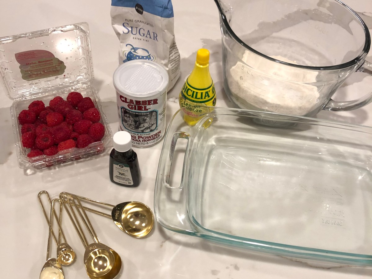 Easy Dairy-Free Berry Cake&nbsp;Recipe